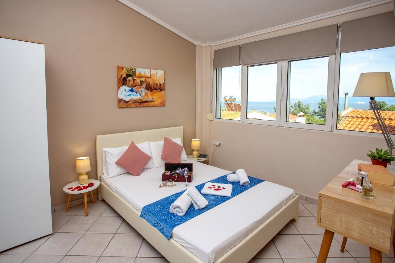 Endless Blue Sunshine Villa ปาเลออน ซิฟลิคิออน ภายนอก รูปภาพ